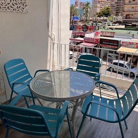 Apartamento Vintage Бенидорм Екстериор снимка